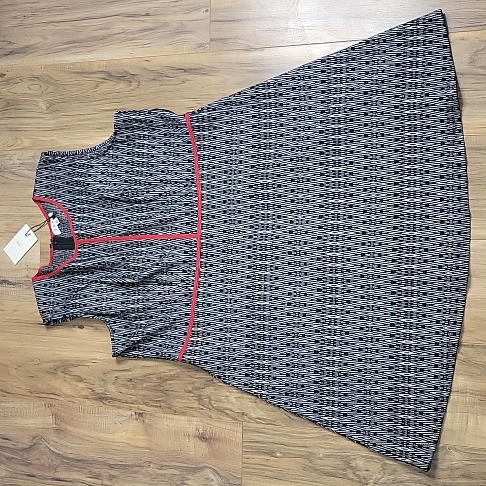 THML Sleeveless Black White Dress